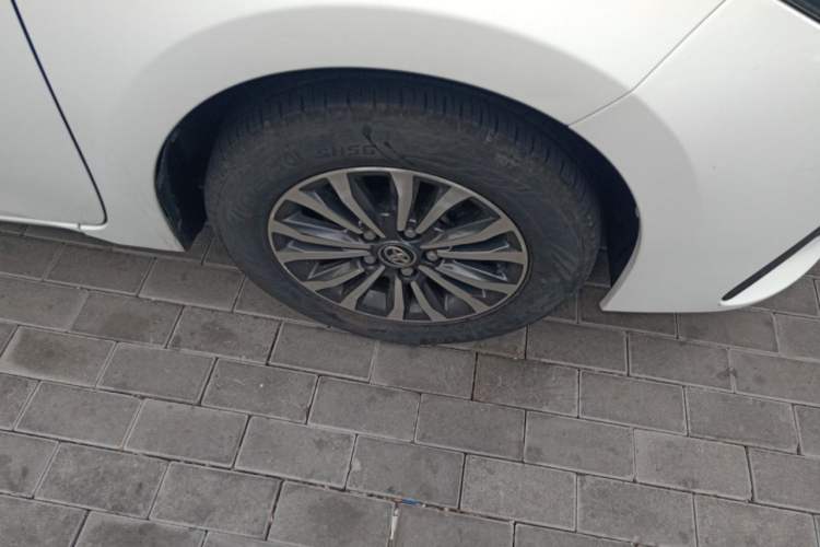 Used Toyota Corolla 2018 1.2T S-CVT GL Smart Enjoyment Version Right Front Wheel Hub
