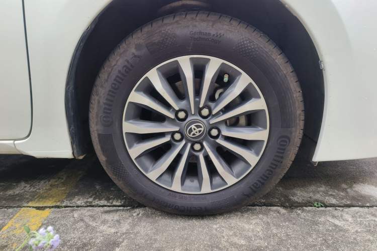 Used Toyota Corolla 2018 1.2T S-CVT GL Smart Enjoyment Version Right Front Wheel Hub