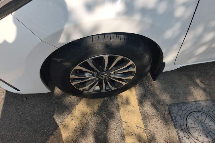 Used Toyota Corolla 2018 1.2T S-CVT GL Smart Enjoyment Version Right Front Wheel Hub