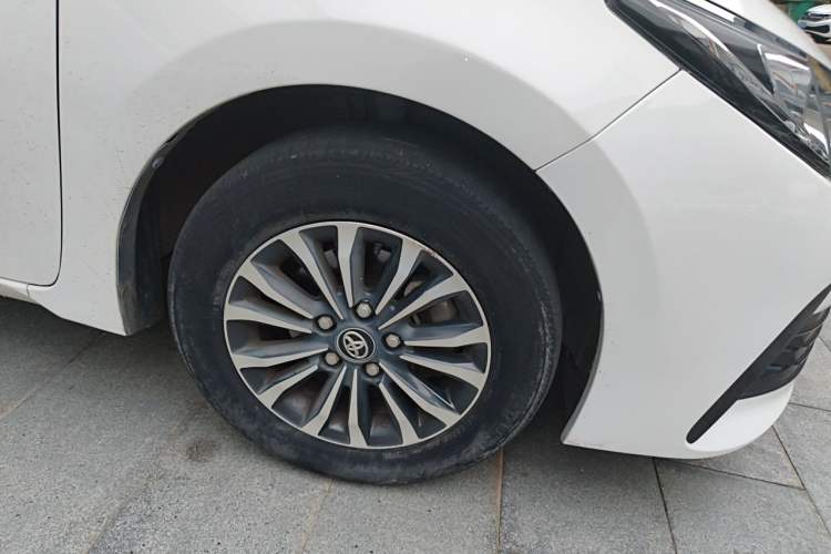 Used Toyota Corolla 2018 1.2T S-CVT GL Smart Enjoyment Version Right Front Wheel Hub