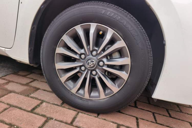 Used Toyota Corolla 2018 1.2T S-CVT GL Smart Enjoyment Version Right Front Wheel Hub