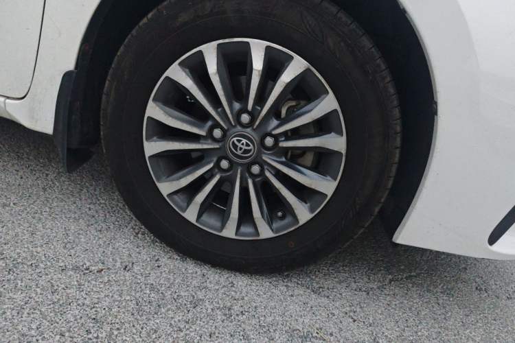 Used Toyota Corolla 2018 1.2T S-CVT GL Smart Enjoyment Version Right Front Wheel Hub