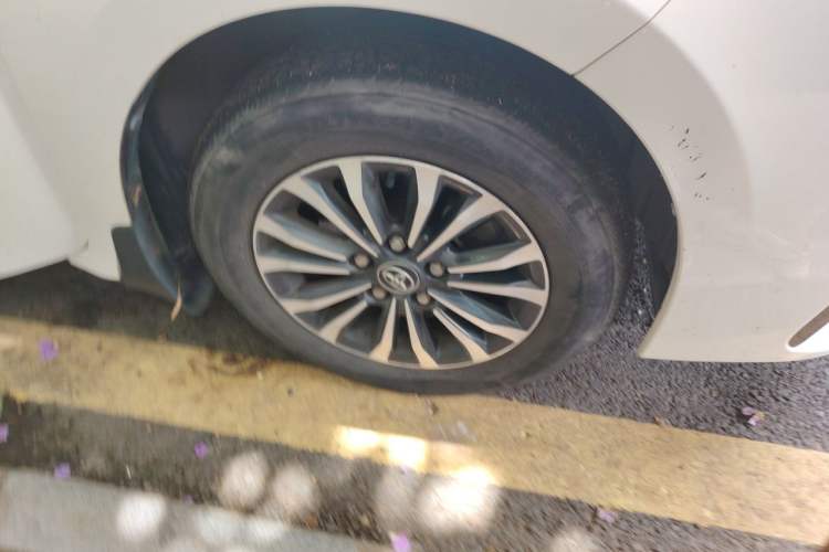 Used Toyota Corolla 2018 1.2T S-CVT GL Smart Enjoyment Version Right Front Wheel Hub