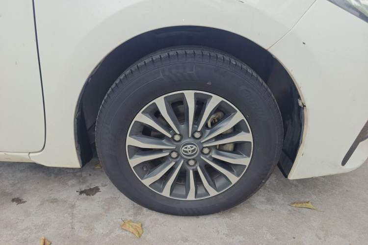 Used Toyota Corolla 2018 1.2T S-CVT GL Smart Enjoyment Version Right Front Wheel Hub