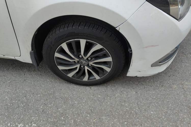 Used Toyota Corolla 2018 Dual-Engine 1.8L E-CVT Smart Edition Right Front Wheel Hub