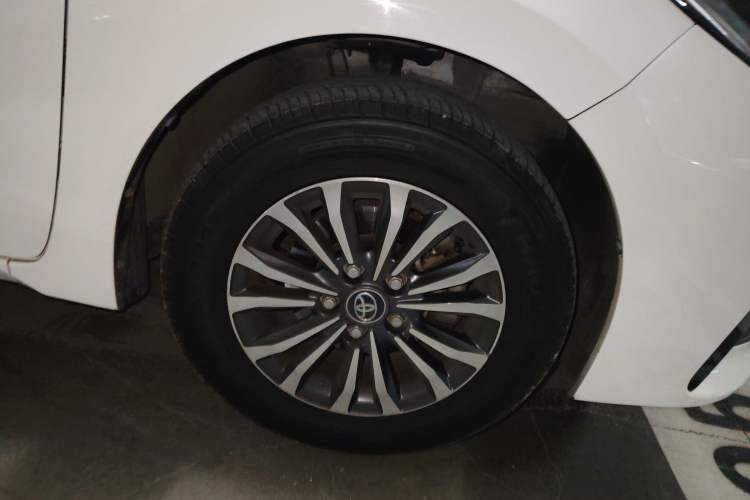 Used Toyota Corolla 2018 1.2T S-CVT GL-i Zhihui Edition Right Front Wheel Hub