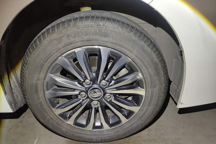 Used Toyota Corolla 2018 1.2T S-CVT GL-i Zhihui Edition Right Front Wheel Hub