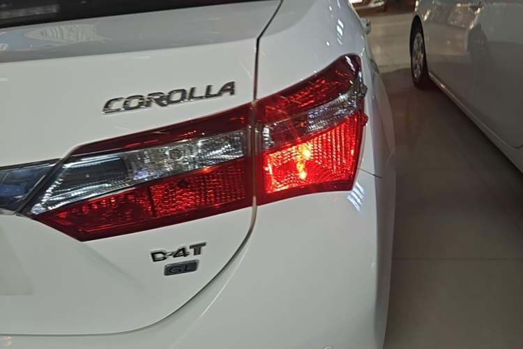 Used Toyota Corolla 2018 1.2T S-CVT GL Smart Enjoyment Version Right Rear Taillight