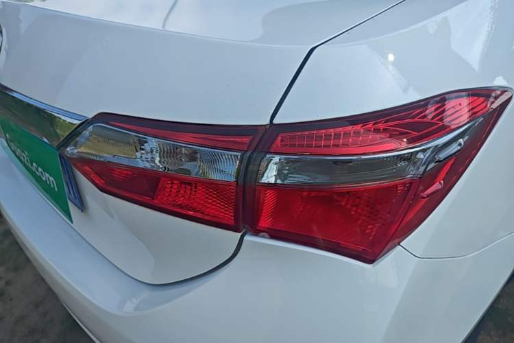 Used Toyota Corolla 2018 1.2T S-CVT GL Smart Enjoyment Version Right Rear Taillight