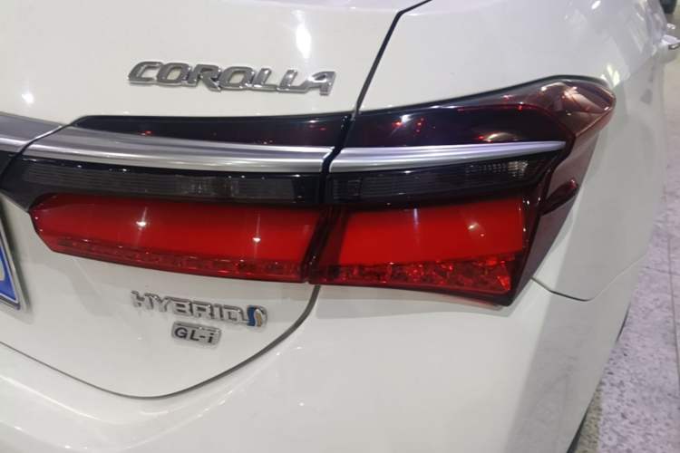 Used Toyota Corolla 2018 Dual-Engine 1.8L E-CVT Smart Edition Right Rear Taillight