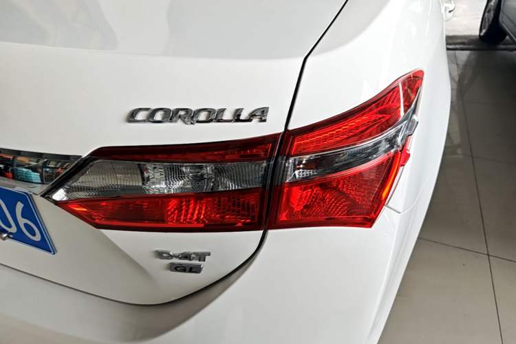 Used Toyota Corolla 2018 1.2T S-CVT GL Smart Enjoyment Version Right Rear Taillight