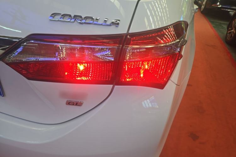 Used Toyota Corolla 2018 1.2T S-CVT GL Smart Enjoyment Version Right Rear Taillight