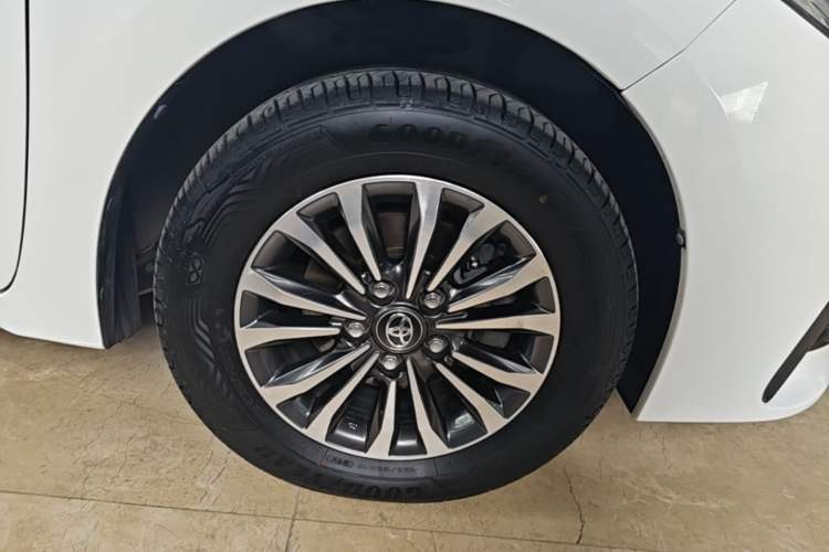 Used Toyota Corolla 2018 1.2T S-CVT GL-i Zhihui Edition Right Rear Wheel Hub