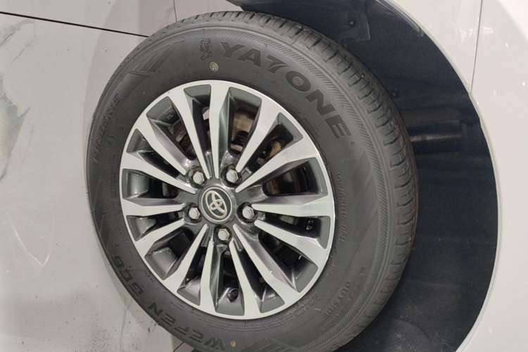 Used Toyota Corolla 2018 1.2T S-CVT GL-i Zhihui Edition Right Rear Wheel Hub