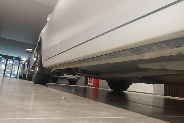 Used Toyota Corolla 2018 1.2T S-CVT GL Smart Enjoyment Version Right Side Sill