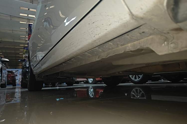 Used Toyota Corolla 2018 1.2T S-CVT GL Smart Enjoyment Version Right Side Sill