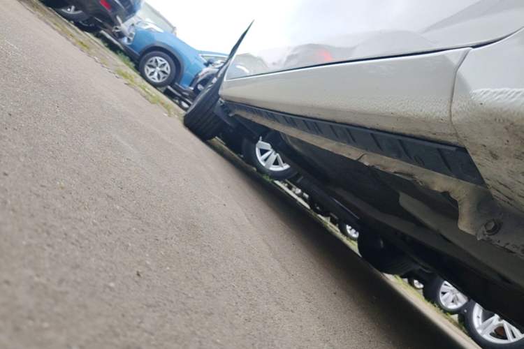 Used Toyota Corolla 2018 1.2T S-CVT GL Smart Enjoyment Version Right Side Sill