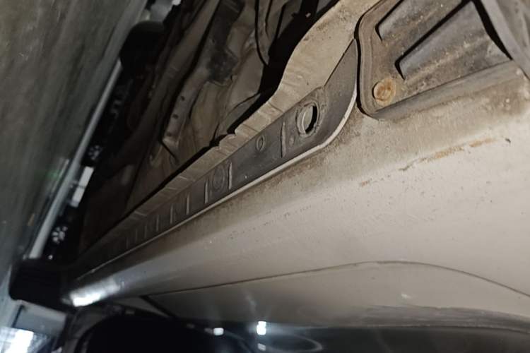 Used Toyota Corolla 2018 1.2T S-CVT GL Smart Enjoyment Version Right Side Sill
