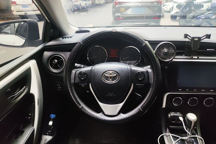 Used Toyota Corolla 2018 1.2T S-CVT GL-i Zhihui Edition Steering Wheel