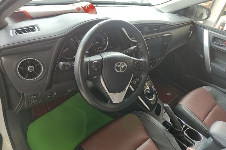 Used Toyota Corolla 2018 Dual-Engine 1.8L E-CVT Smart Edition Steering Wheel