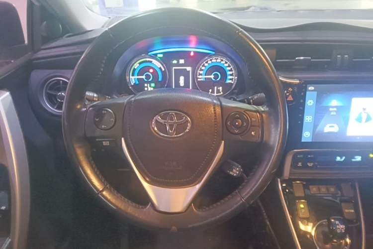 Used Toyota Corolla 2018 Dual-Engine 1.8L E-CVT Smart Edition Steering Wheel