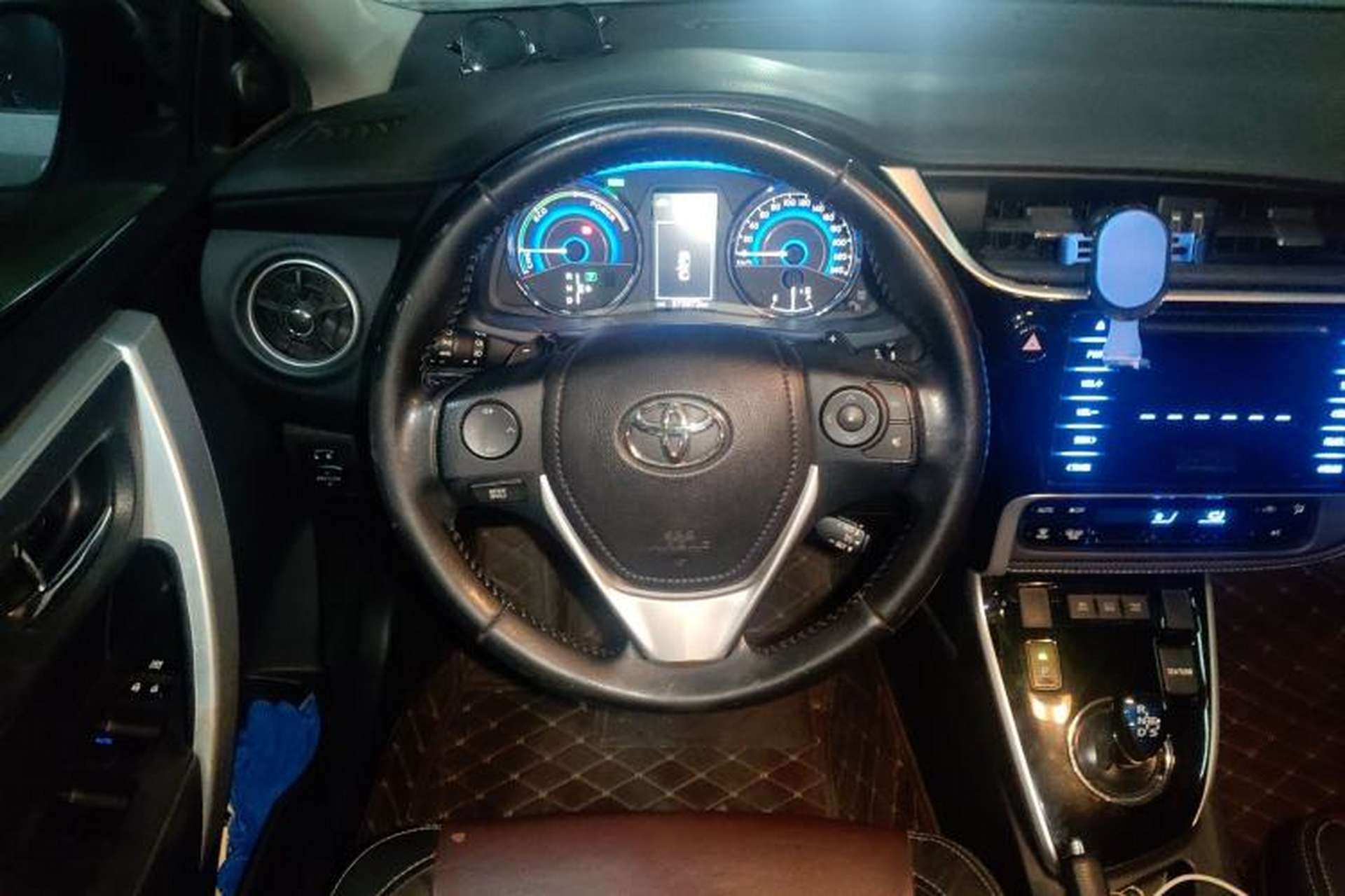 Used Toyota Corolla 2018 Dual-Engine 1.8L E-CVT Smart Edition Steering Wheel