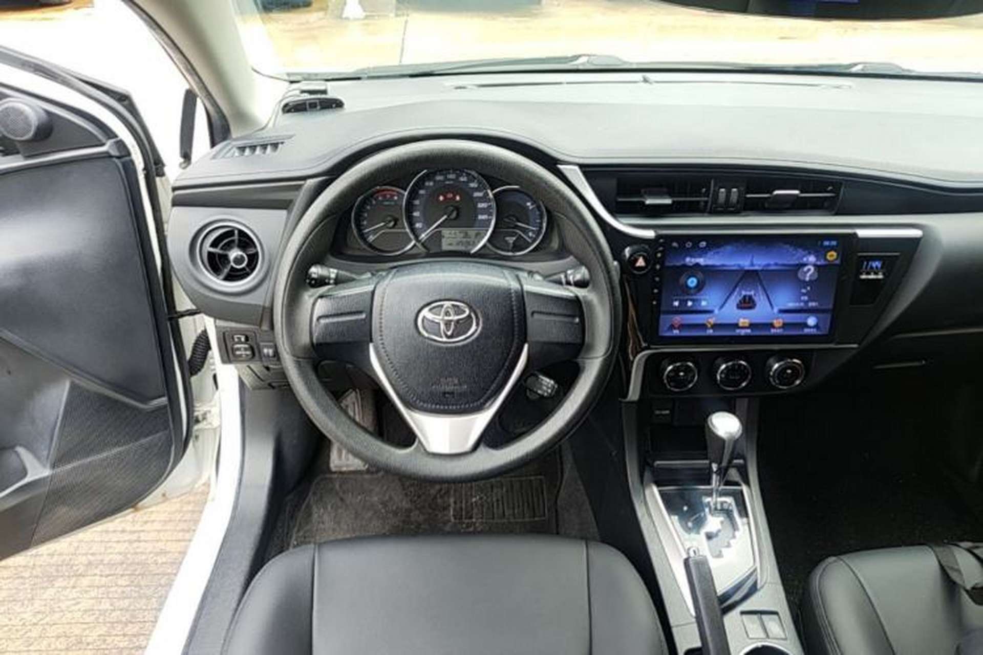 Used Toyota Corolla 2018 1.2T S-CVT GL Smart Enjoyment Version Steering Wheel