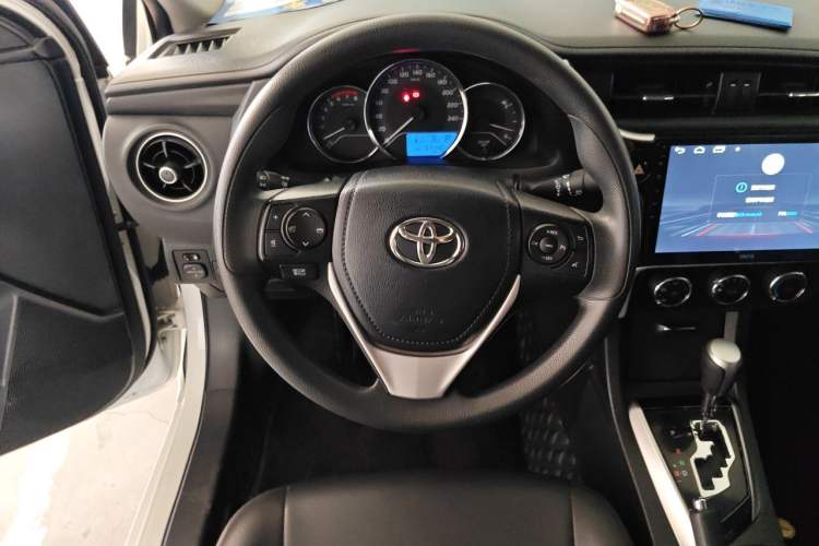 Used Toyota Corolla 2018 1.2T S-CVT GL Smart Enjoyment Version Steering Wheel