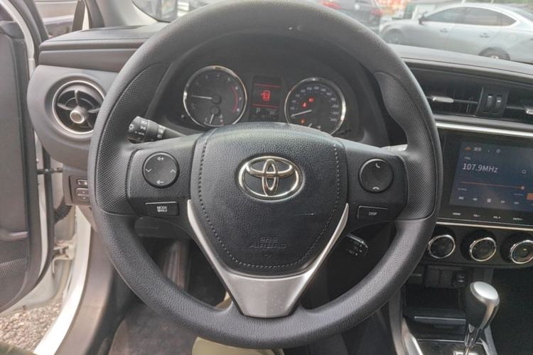 Used Toyota Corolla 2018 1.2T S-CVT GL-i Zhihui Edition Steering Wheel