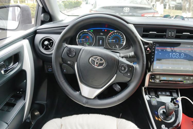 Used Toyota Corolla 2018 Dual-Engine 1.8L E-CVT Smart Edition Steering Wheel
