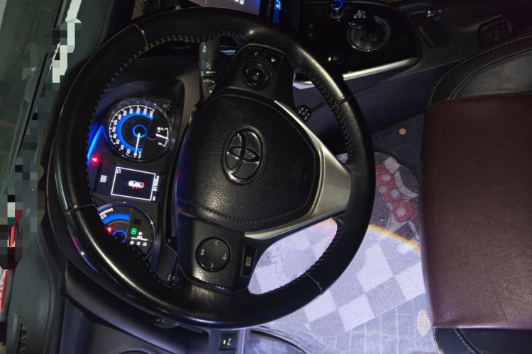 Used Toyota Corolla 2018 Dual-Engine 1.8L E-CVT Smart Edition Steering Wheel