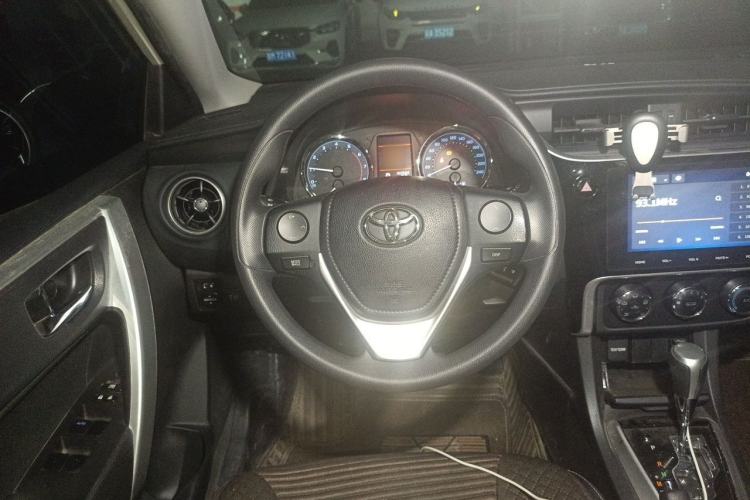 Used Toyota Corolla 2018 1.2T S-CVT GL-i Zhihui Edition Steering Wheel
