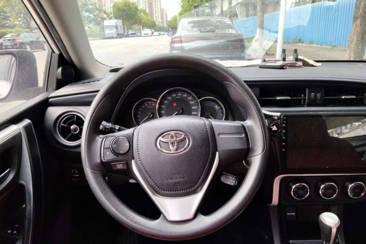 Used Toyota Corolla 2018 1.2T S-CVT GL Smart Enjoyment Version Steering Wheel