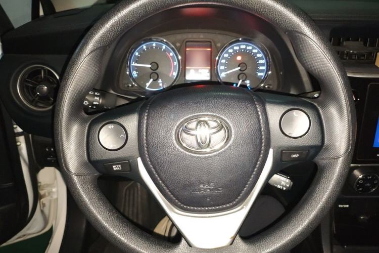 Used Toyota Corolla 2018 1.2T S-CVT GL-i Zhihui Edition Steering Wheel