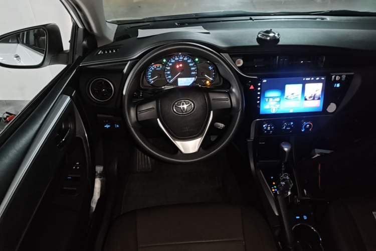 Used Toyota Corolla 2018 1.2T S-CVT GL Smart Enjoyment Version Steering Wheel
