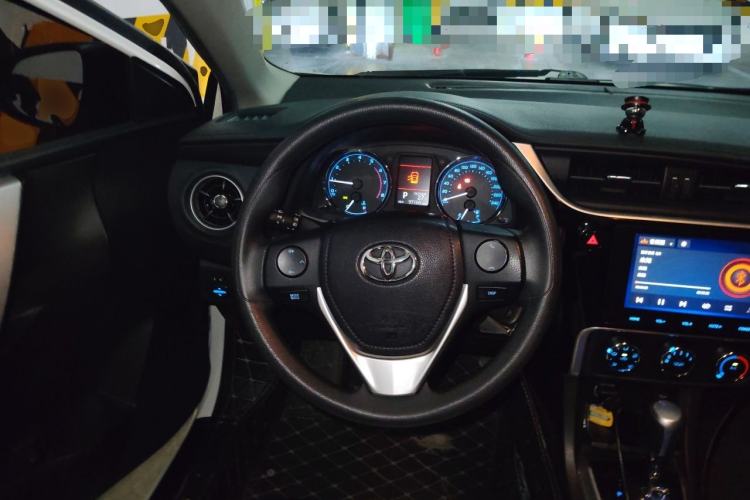 Used Toyota Corolla 2018 1.2T S-CVT GL-i Zhihui Edition Steering Wheel