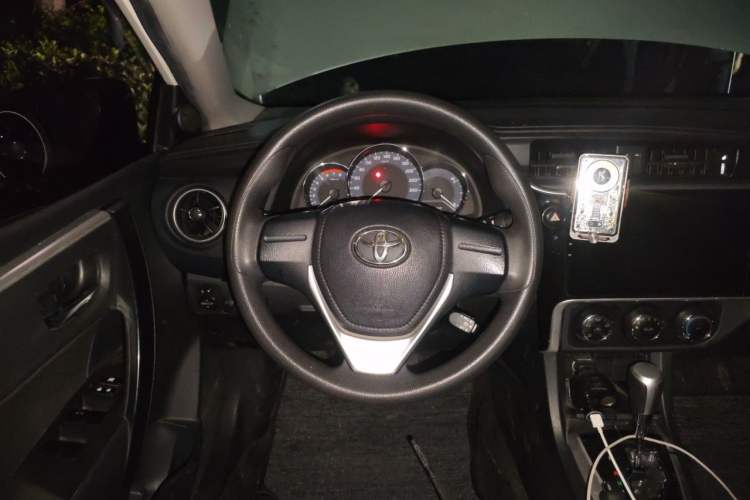 Used Toyota Corolla 2018 1.2T S-CVT GL Smart Enjoyment Version Steering Wheel