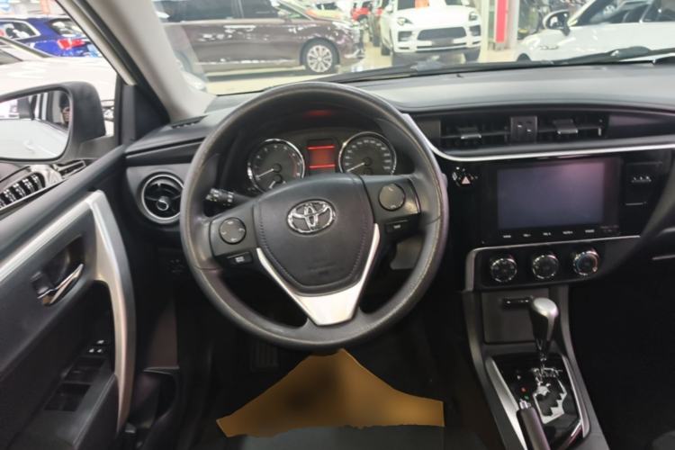 Used Toyota Corolla 2018 1.2T S-CVT GL-i Zhihui Edition Steering Wheel