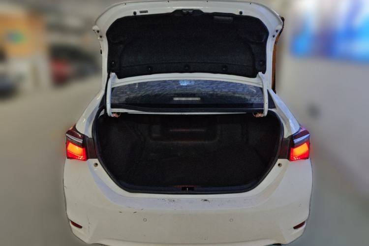 Used Toyota Corolla  Trunk