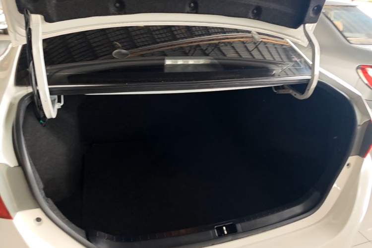 Used Toyota Corolla 2018 1.2T S-CVT GL Smart Enjoyment Version Trunk