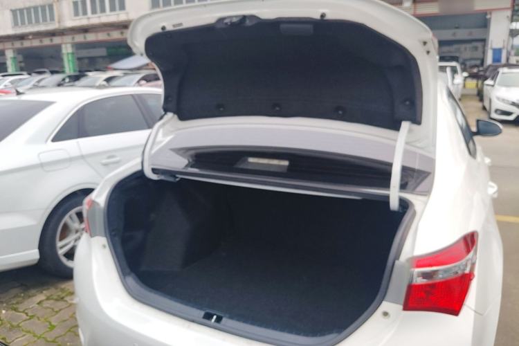 Used Toyota Corolla 2018 1.2T S-CVT GL Smart Enjoyment Version Trunk