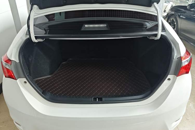 Used Toyota Corolla 2018 1.2T S-CVT GL-i Zhihui Edition Trunk