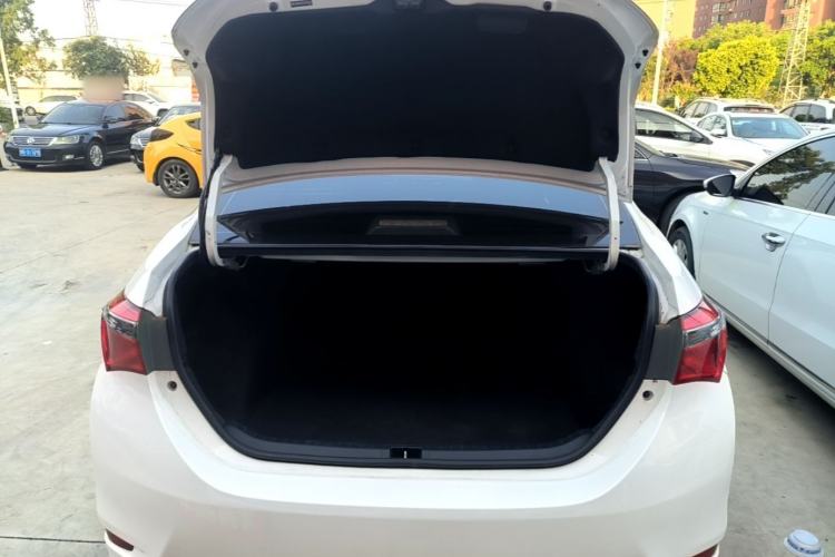 Used Toyota Corolla 2018 1.2T S-CVT GL Smart Enjoyment Version Trunk