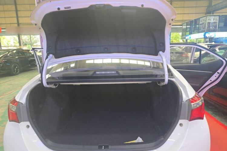 Used Toyota Corolla 2018 1.2T S-CVT GL Smart Enjoyment Version Trunk