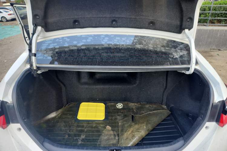 Used Toyota Corolla 2018 Dual-Engine 1.8L E-CVT Smart Edition Trunk