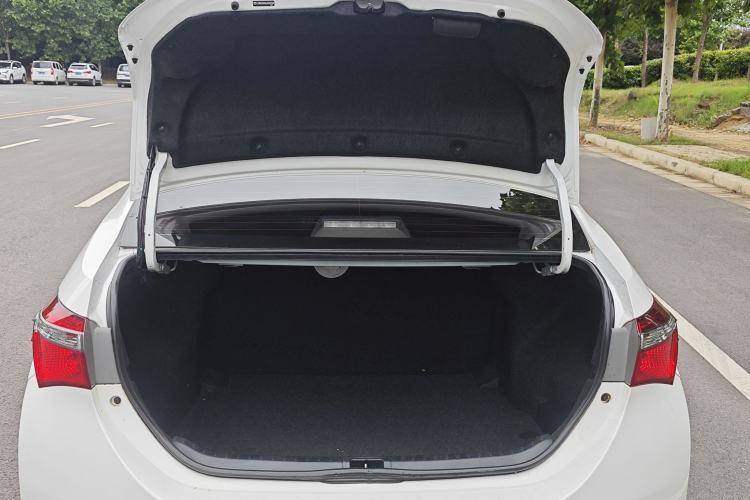 Used Toyota Corolla 2018 1.2T S-CVT GL Smart Enjoyment Version Trunk