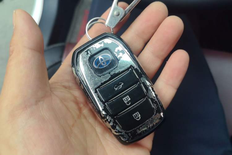 Used Toyota Corolla 2018 Dual-Engine 1.8L E-CVT Smart Edition Vehicle Key