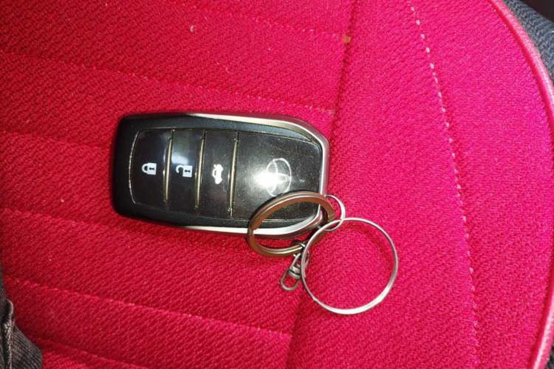 Used Toyota Corolla 2018 1.2T S-CVT GL Smart Enjoyment Version Vehicle Key