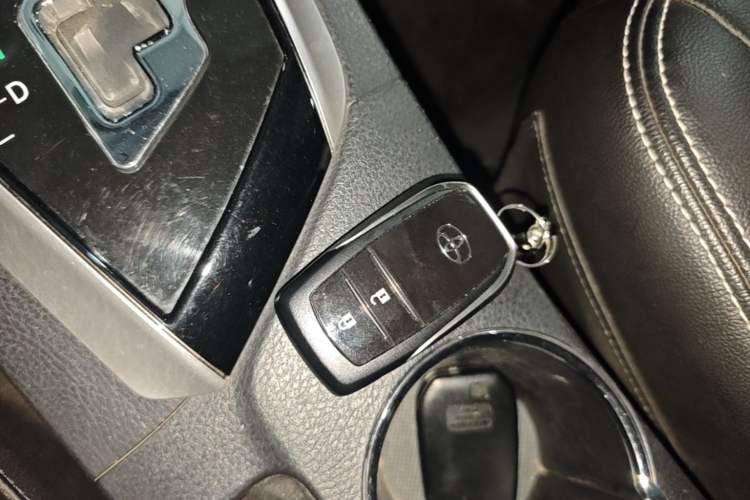 Used Toyota Corolla 2018 1.2T S-CVT GL Smart Enjoyment Version Vehicle Key