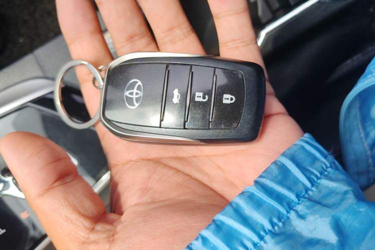 Used Toyota Corolla 2018 1.2T S-CVT GL Smart Enjoyment Version Vehicle Key